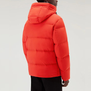 Veste matelassée à capuche confortable pour homme, style mode 2024, col montant, vente en gros, veste d'hiver fabriquée au Pakistan, couleur personnalisée - Product Image 3