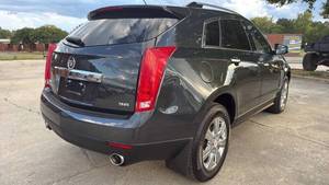 Cadillac SRX Luxury Collection AWD 2015, 4 puertas, SUV, autos usados en buen estado en venta - Product Image 4