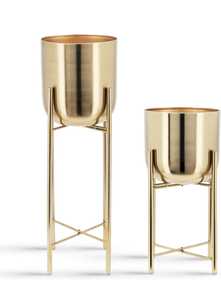 Soportes de plantas de metal con cuencos dorados y marcos de hierro negro Jardineras contemporáneas de metal para hogares modernos - Product Image 3