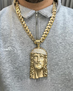 Colgante con Cara de Jesús y Diamante de Moissanita VVS Chapado en Oro Amarillo de 14K de Diseño Exquisito Fabricante y Proveedor en India - Product Image 1