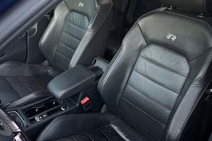 Volkswagen Golf R 2016 Usado, Transmisión Manual de 6 Velocidades, Tracción en las Cuatro Ruedas, Color Azul Lapiz Metalizado, Sin Modificaciones - Product Image 5