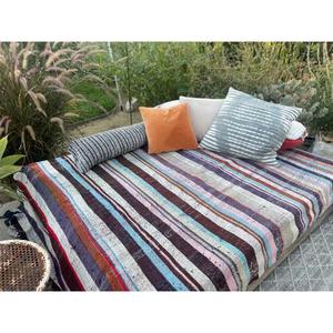 Couverture marocaine faite à la main, authentique artisanat berbère, couverture douce tissée à motifs tribaux, décoration d'intérieur, cadeau - Product Image 1