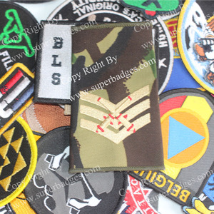 Écussons brodés à coudre avec logo personnalisé et badges durables avec perles pour uniformes et vestes professionnels - Product Image 6