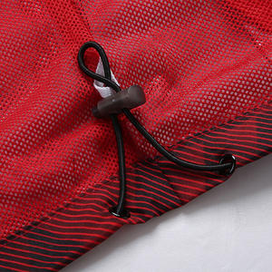 เสื้อแจ็คเก็ตกันลมแบบมีฮู้ด กันน้ำ สำหรับเล่นกีฬา รับผลิตตามแบบ OEM - Product Image 5