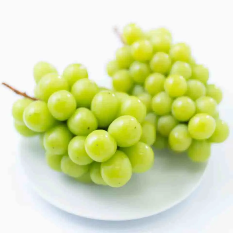 Fresh Canadian Grape fruits for sale / Fresh Green & Red Grapes for sale / Crimson Seedless Grape Fresh Fruit Wholesale Grapes