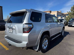 Voiture d'occasion abordable Toyota 4Runner SR-5 LHD 2016 - Product Image 5