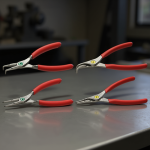 ชุดคีมหนีบวงแหวนแบบตรงและแบบงอ 90 องศา ยี่ห้อ Facom จำนวน 4 ชิ้น ขนาด 18 ถึง 60 มม. คีมคุณภาพสูงสำหรับงานหลากหลายประเภท - Product Image 3