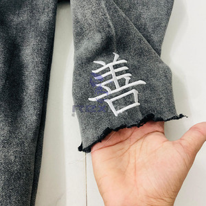 Sweat à capuche à fermeture éclair pour hommes Design unique imprimé bouffée 100% coton fabriqué en usine pour la saison d'hiver Prix bon marché Sweat à capuche le plus demandé - Product Image 4