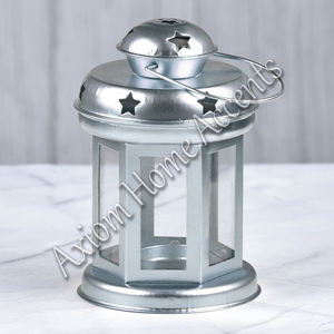 Axiom Home Accents' Modern Christmas Accent Farmhouse Chic Vela de madera Linterna hecha a mano para lujosa decoración del hogar - Product Image 2