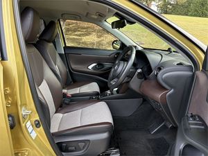Auto Usado en Perfectas Condiciones, <span class=keywords><strong>Toyota</strong></span> Yaris <span class=keywords><strong>Cross</strong></span> 2020, 1.5 <span class=keywords><strong>Híbrido</strong></span> Z E-Four, SUV de 5 Puertas, CVT, Envío a Todo el Mundo - Product Image 2
