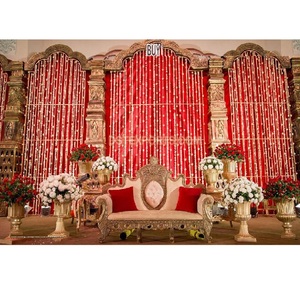 Ceremonia de boda tradicional del sur de la India Configuración de escenario Tema de oro rojo Recepción DE BODA Escenario Tema DE BODA indio Decoración de escenario - Product Image 1