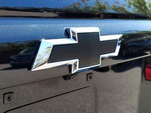 เชฟโรเลต ทาโฮ อาร์เอสที เทอร์โบ เอดเวนเจอร์ รุ่นปี 2020 ระบบขับเคลื่อนสี่ล้อ เกียร์อัตโนมัติ พวงมาลัยซ้าย ภายในสีอ่อน ระบบควบคุมความเร็วอัตโนมัติแบบแปรผัน (ACC) เบาะหนัง ยาง R20 ระยะทาง 11,400 ไมล์ - Product Image 4