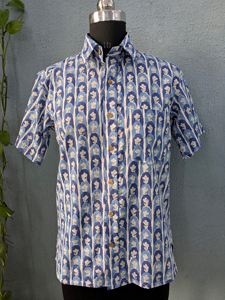 เสื้อเชิ้ตแขนสั้นลายดอกไม้ผ้าฝ้ายสำหรับผู้ชาย คอปกแบบพับได้ สไตล์ฤดูร้อน ระบายอากาศได้ดี ผ้าป๊อปลินทอ - Product Image 3