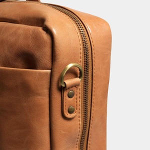 Sacoche pour ordinateur portable en cuir véritable personnalisée, sac de bureau de luxe fait à la main avec organisateur, fermeture éclair supérieure et poche, léger - Product Image 6