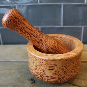 Mortero y mortero de madera de coco natural de alta calidad, herramienta de cocina tradicional a bajo precio de Vietnam - Product Image 1