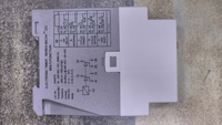 Timer Mekanik Digital 2A5DT5 GIC Ramah Lingkungan untuk Penggunaan Industri 240VAC 50/60Hz Rentang 10 Jam Kontrol Otomatis Presisi Tinggi PVC