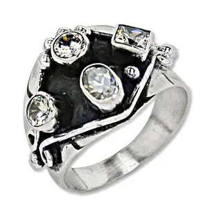 Bague en argent sterling 925 avec pierres précieuses pour femmes, bijoux tendance plaqués or, design géométrique, religieux, principalement en laiton - Product Image 1