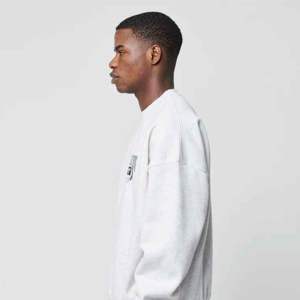 Sweat-shirt à col rond surdimensionné Pull en coton uni Logo imprimé Pull à broderie vierge pour hommes Sweat-shirt brodé avec logo personnalisé - Product Image 4