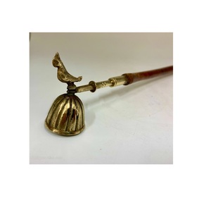 Bougie métallique avec coquille pour éteindre les bougies sur le thème moderne - Product Image 5