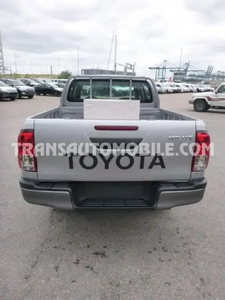 TO YO TA HILUX/REVO PICK up DOUBLE CABIN MEDIUM BRAND NEW Ref. 1945 Prêt à rouler En bon état - Product Image 5