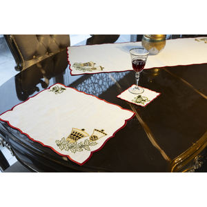 Mantel de Mesa Navideño Tradicional con Campanas Bordadas de Renos, 38x48cm, Resistente a las Manchas, con Diseño de Plantas - Product Image 5