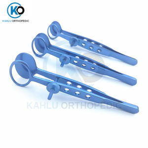 Pince à chalazion en acier inoxydable au titane Instrument de paupière ophtalmique \ Pince à chalazion Desmarres sur mesure - Product Image 2