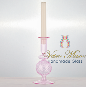 Candelabro de vidrio rosa - Product Image 1