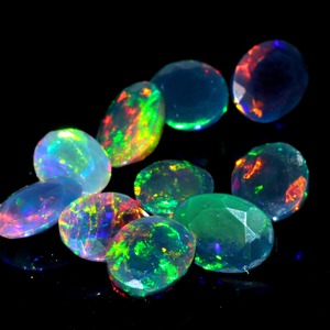 หินโอปอลเอธิโอเปียเกรดสูง6x8มม. หินโอปอลหลายสีโอปอลธรรมชาติทรงวงรีอัญมณีหลวมสำหรับทำเครื่องประดับขายส่งจำนวนมาก - Product Image 2