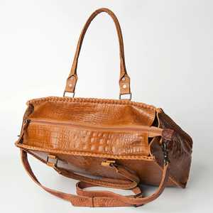 กระเป๋าหนังจระเข้พิมพ์ลายสไตล์โบฮีเมียนดีไซน์คลาสสิกกระเป๋าสะพายข้างแบบปรับแต่งได้สำหรับฤดูใบไม้ร่วงของอินเดีย - Product Image 2