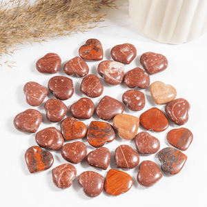 Mini Corazones de Jaspe Rojo Semipreciosos en Oferta para Decoración de Amor Verdadero y Meditación - Product Image 3