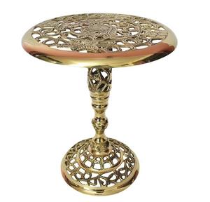 Proveedor indio Mesa auxiliar de latón decorativa Acento glamuroso para dormitorios y salones Disponible en suministro mundial de India - Product Image 1