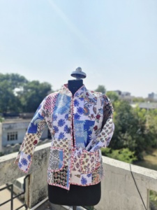 Veste matelassée élégante Kantha Stitch faite à la main, confort, style intemporel, sur mesure pour un choix de mode durable, doublure en nylon - Product Image 2