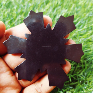 Fleur sculptée en Agate noire faite à la main sur mesure pour la mise à la terre et la Protection l'agate noire est utilisée pour traiter les vertiges - Product Image 2