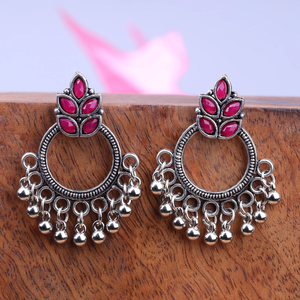 Boucles d'oreilles Design5 en forme de fleur bordeaux en alliage, bijoux pour mariages - Product Image 1