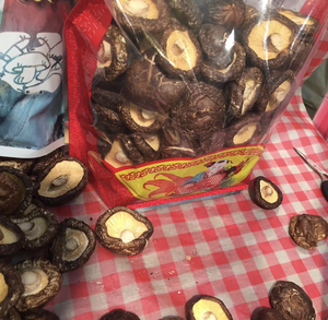 Hongos naturales secos Shiitake de Vietnam, ingredientes de alta calidad para salsas y comidas asiáticas - Product Image 2