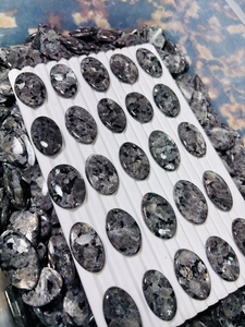 Larvikita 100% Natural, Piedra Preciosa Suelta a Granel, Cabujón Semiprecioso para Sanación y Meditación - Product Image 2