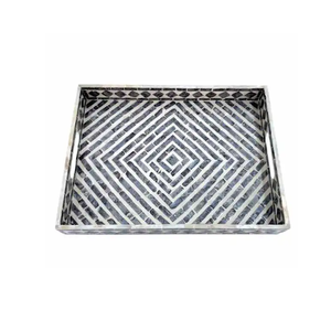 Plateau de service à café carré Capiz naturel moderne fabriqué à la main plateau de service ottoman décoratif avec poignées d'insertion du Vietnam - Product Image 2