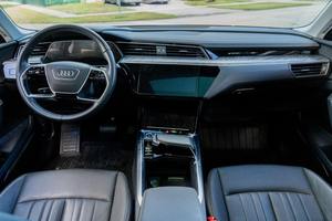 Audi e-tron Sportback Premium Plus 2021 Usado en Buen Estado - Product Image 3