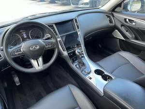 UTILISÉ LHD/RHD 2023 INFINITI Q50 LUXE AWD - Product Image 2