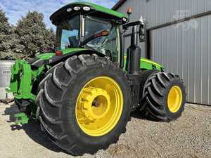 รถแทรกเตอร์จอห์ดีร์ 8400R ปี 2021 มือสอง พร้อมห้องโดยสาร - Product Image 3