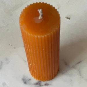 Opciones de cera de soja/parafina/cera de abejas Amplia gama de fragancias Premium Envases personalizados: tarros de vidrio, latas Suministro a granel - Product Image 1