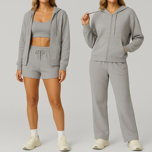 Conjunto de chándal de 2 piezas de entrenamiento para mujer Sudadera con capucha con pantalones cortos o pantalones de salón Ropa deportiva con logotipo personalizado para Otoño e Invierno - Product Image 1