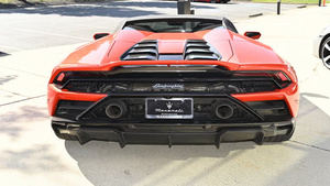 Lamborghini Huracán EVO Spyder RWD 2023, Seminuevo, en Excelentes Condiciones - Product Image 4