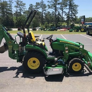 Tracteur à roues John Deere 25 CV avec chargeur frontal, tracteur utilitaire compact pour travaux agricoles et aménagement paysager - Product Image 1