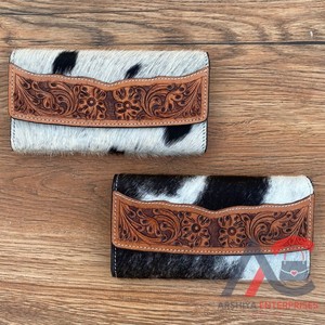 Nouvel arrivage Portefeuille sculpté usiné à la main Étui pour téléphone Portefeuille élégant en fourrure de vachette Multi Utilisations Nouveau design Portefeuille en cuir occidental - Product Image 1