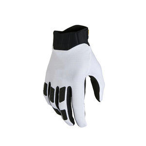 Guantes de Motocross Deportivos para Exteriores con Logotipo Personalizado OEM, Tacto Suave, Color Personalizado, Duraderos y Transpirables - Product Image 1