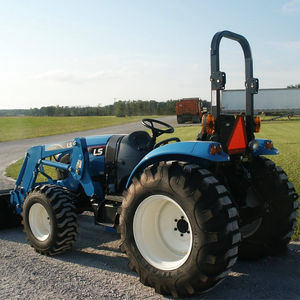 TRACTOR LS MT347 CON CARGADOR EN VENTA - Product Image 3