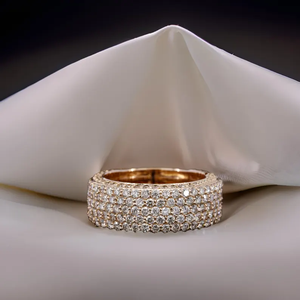 Anillo de Eternidad de Plata de Ley 925 con Múltiples Hileras de Diamantes Moissanite, Anillo de Boda de Lujo Hecho a Mano para Mujer - Product Image 1