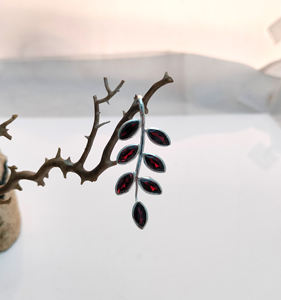 Nouveau design indien fait à la main en argent sterling 925 avec pendentif grenat pour femme cadeau de style bohème pour elle vente en gros - Product Image 1