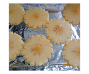 Anneaux d'ananas séchés asiatiques de qualité supérieure Approvisionnement en gros à faible teneur en sucre Anneaux d'ananas séchés asiatiques doux Exportation de collations saines - Product Image 3